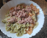 Foto del paso 4 de la receta: Pasta pesto, con trocitos de botifarra negra y chorizo al emmental