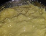 A picture of step 1 of Dahi Phulki.