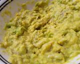 Foto del paso 4 de la receta: Arepas de plátano verde🍘🥑🥕