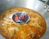 A picture of step 10 of Chicken changezi with naan.