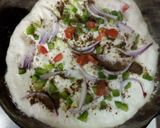 A picture of step 2 of Suji Uttapam.