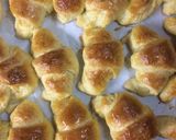 Foto del paso 14 de la receta: Medialunas de Manteca una delicia