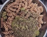 Pas rețetă Fusilli cu pesto, roșii și parmezan 3 fotografie