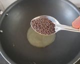 A picture of step 5 of Maharashtrian Pithala.