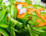 A picture of step 3 of Spicy schezwan hakka noodles Vegetarian.