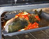 Foto del passaggio 6 della ricetta Ricciola al Forno