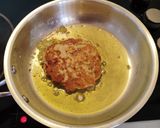 A picture of step 3 of Chapli kabab.