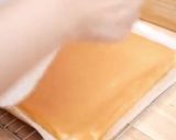 Foto langkah ke 7 dari resep Japanese Fruit Roll Cake / Bolu Gulung Isi Buah.