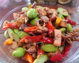 Foto langkah ke 6 dari resep Tumis Pete Cumi Asin.
