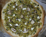 Foto del paso 5 de la receta: Pizza de calabacín al pesto