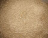 A picture of step 4 of Moong dal Halwa.
