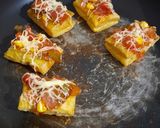 ખારી પીઝા (Khari pizza recipe in Gujarati) રેસીપી સ્ટેપ4ફોટો