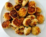 Foto del paso 4 de la receta: Albóndigas de pollo en salsa de almendras🍲