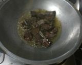 Foto langkah ke 8 dari resep Paru goreng sambal matah.