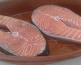 Foto del paso 1 de la receta: Salmón con miel y vino a la mostaza antigua