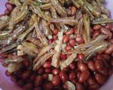 Foto langkah ke 2 dari resep Kering tempe teri kacang bumbu iris.
