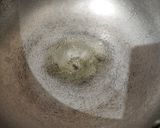 A picture of step 2 of Dal Makhani.