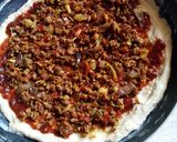 A picture of step 5 of Beef&chicken pizza.