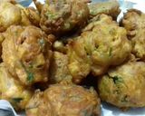 A picture of step 13 of Vegetable Pakorhay.