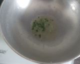 A picture of step 2 of Veg Aloo Tikki Burger.