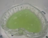 A picture of step 5 of Five-Color Bánh Da Lợn (Vietnamese Steamed Layer Cake).