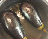 Foto del paso 1 de la receta: Berenjenas rellenas de caballa