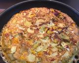 Une image de l'étape 3 de Tortilla  aux pommes de terre, oignons, poivrons, magret séché et chorizo.
