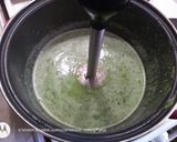 Mentás-spenótos zöldborsófőzelék rántott párizsival recept fázis 3 fotója