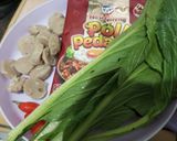 Foto langkah ke 2 dari resep Nasi Goreng topping Bakso.