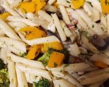 Foto del paso 8 de la receta: Pasta penne con verduras