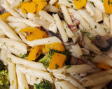 Foto del paso 8 de la receta: Pasta penne con verduras