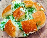 A picture of step 4 of Pull Apart Cheese Garlic Pav.
