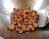 A picture of step 1 of Makhana cocktail.