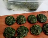 Pas rețetă Chiftele din spanac, cu carne de vită și paprica afumată 1 fotografie