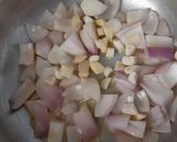 A picture of step 2 of Shahi paneer.
