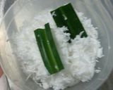 Foto langkah ke 1 dari resep Ongol Ongol Kue Keranjang.