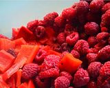 Une image de l'étape 1 de Gelée de poivron rouge et framboises.