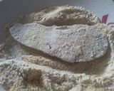Foto del paso 1 de la receta: Pan🥐 turco relleno con milanesas de berenjena🍆 y calabacín🌮