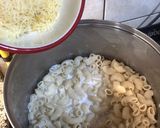Foto del paso 3 de la receta: Los MEJORES fideos con Queso