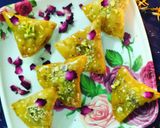 मावा समोसा (mawa samosa recipe in Hindi) रेसिपी चरण 6 फोटो