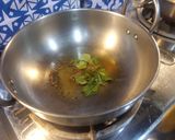 मटार -बटाटा भाजी (Matar Batata Bhaji Recipe In Marathi) रेसिपी स्टेप 2 फोटो 