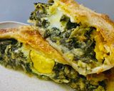 Foto del paso 5 de la receta: 🥟EMPANADA🥟 DE 🥬VERDURA, HUEVO🥚Y QUESO 🥬🥚🧀🧅