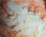 Foto langkah ke 2 dari resep Asam Pedas Tumis Pare Belut dan Udang.