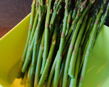 Foto del paso 1 de la receta: Espárragos verdes finos hervido