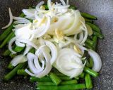 Foto del paso 3 de la receta: Pasta con atún, chauchas y algo más