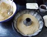 Foto del paso 2 de la receta: Bizcocho relleno de queso y mermelada de arándanos