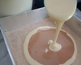 Foto langkah ke 6 dari resep Bolu Marmer Jadul.