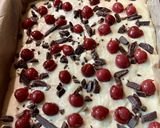 Kefires-bögrés sütemény 🍶🍒🍰🍫 recept fázis 6 fotója