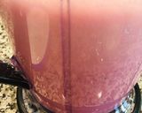 સ્ટ્રોબેરી મીલ્કશેક (Strawberry Milkshake Recipe in Gujarati) રેસીપી સ્ટેપ2ફોટો
