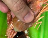 Foto del paso 5 de la receta: Gambones en salsa de ostras y bimi en el microondas con estuche Lékué